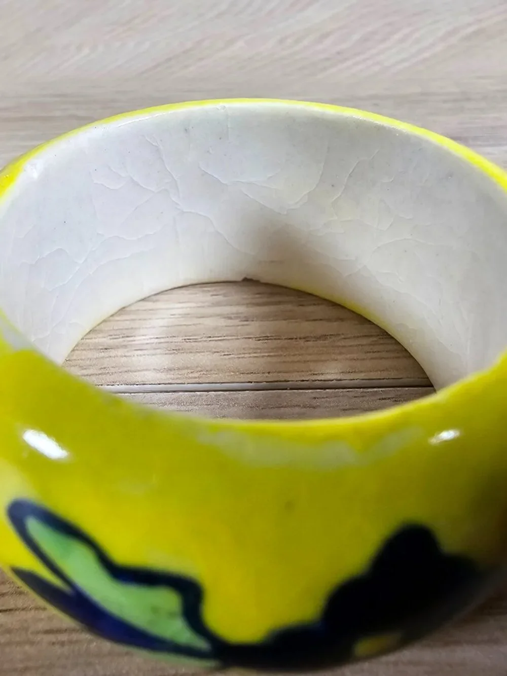 Pier 1 Napkin Rings Set of 4 Ceramic Yellow Blue Floral Boho Grandma *FLAWS